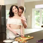 Evelyn Claire in 'Hors d'oeuvre'